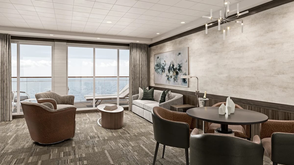 Haven Owner's Suite Livingroom