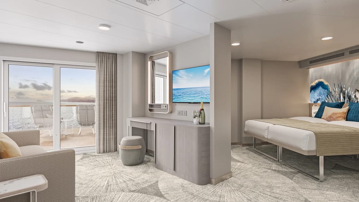 Aft-Facing Penthouse Suite with Large Balcony