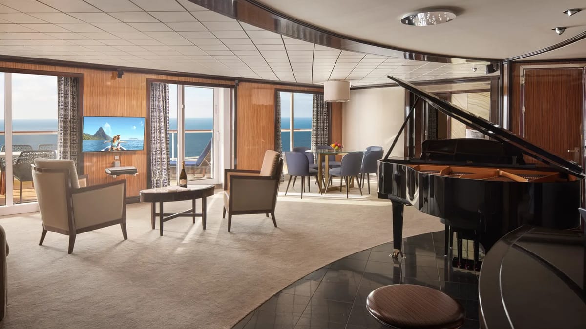 Pride of America - Deluxe Owner's Suite with Large Balcony Master Bedroom