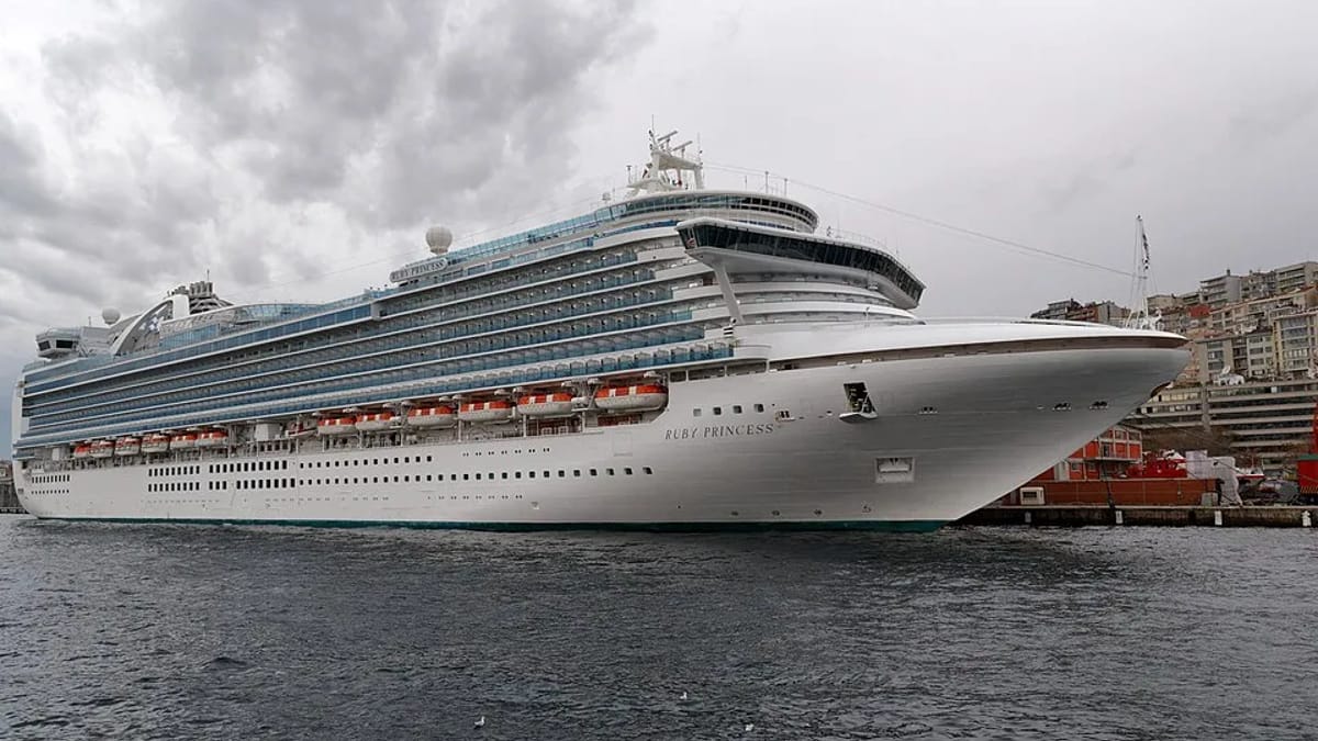 Ruby Princess at sea