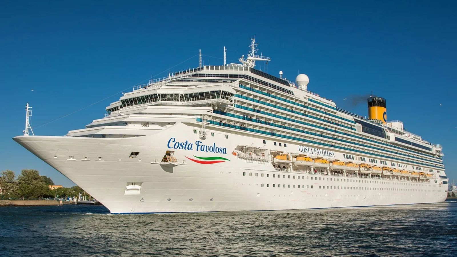 Costa Favolosa at sea