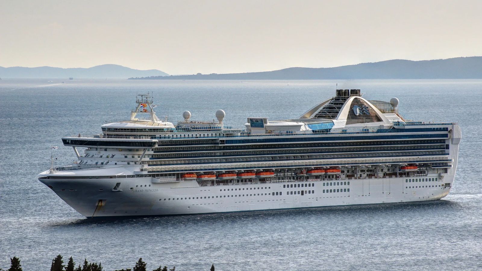 Grand Princess at sea