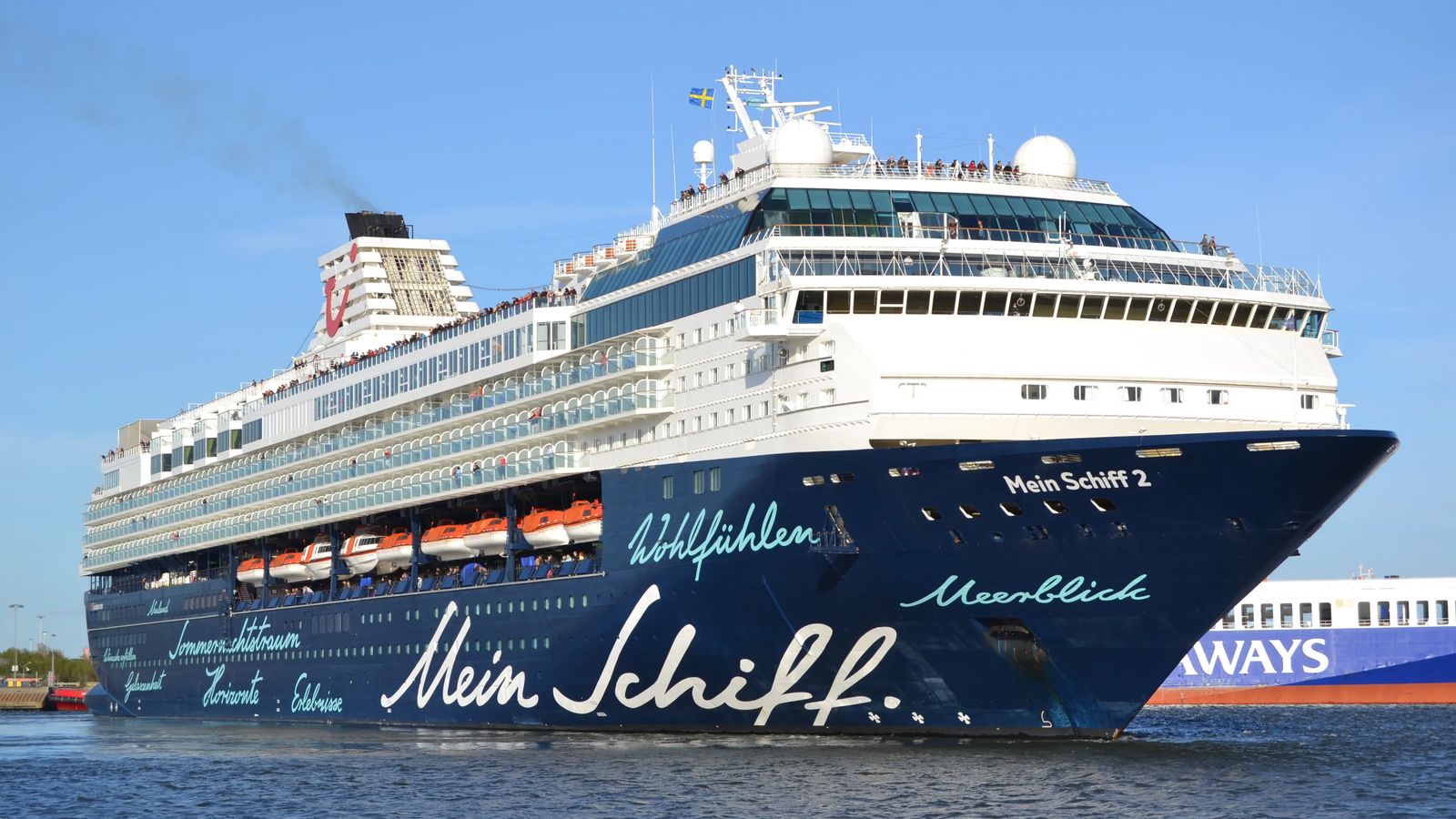 Mein Schiff 2 at sea