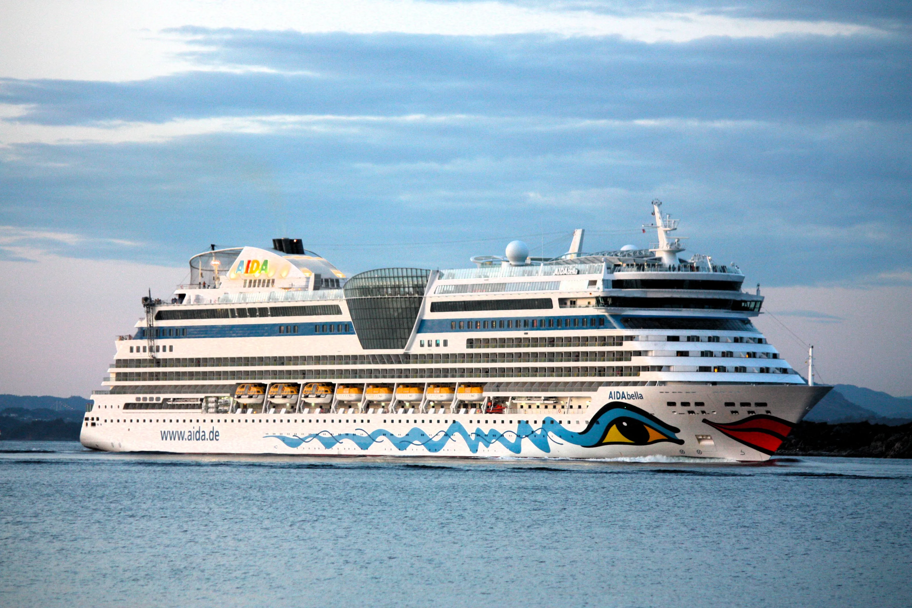 AIDAbella cruise ship