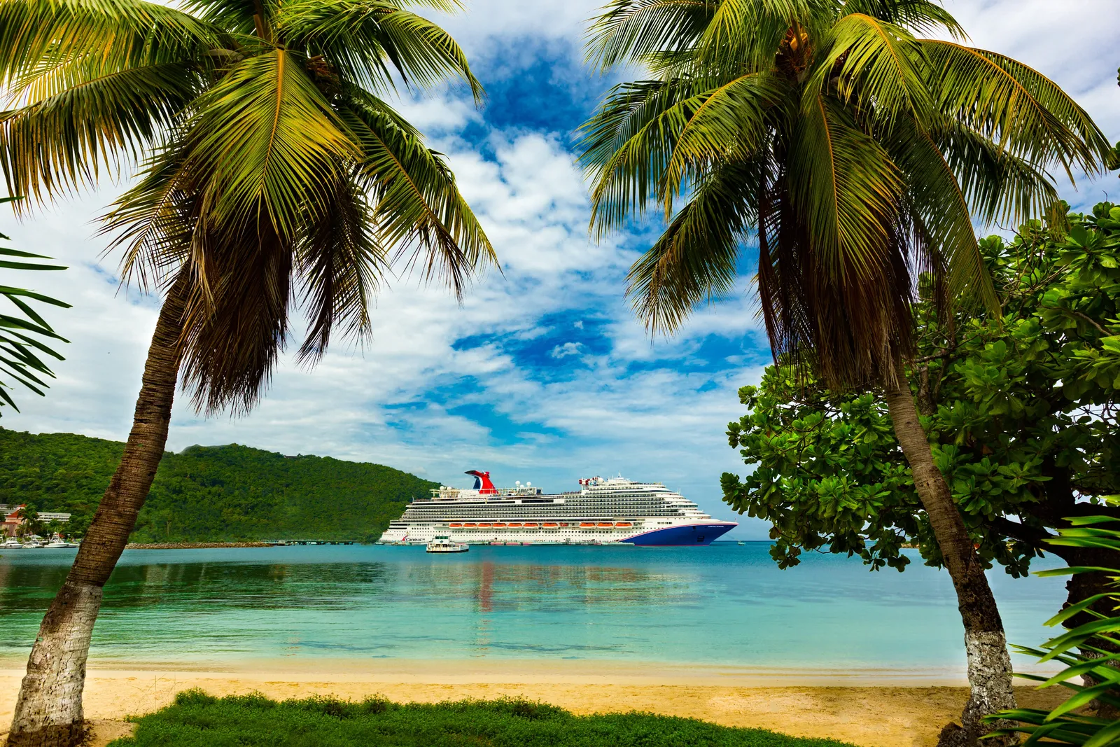 Carnival Horizon