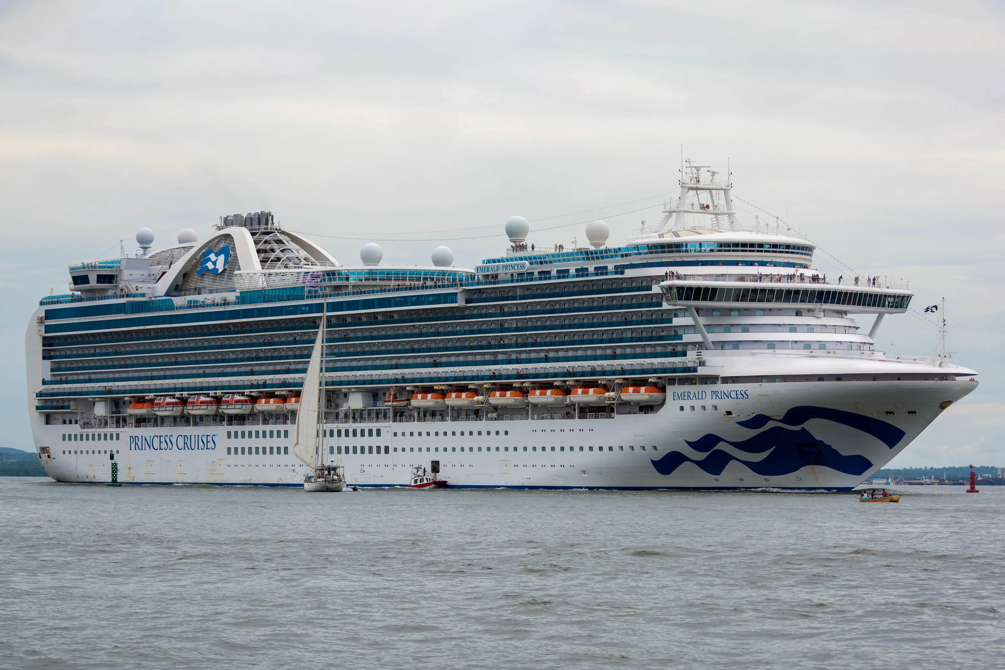 Emerald Princess at sea