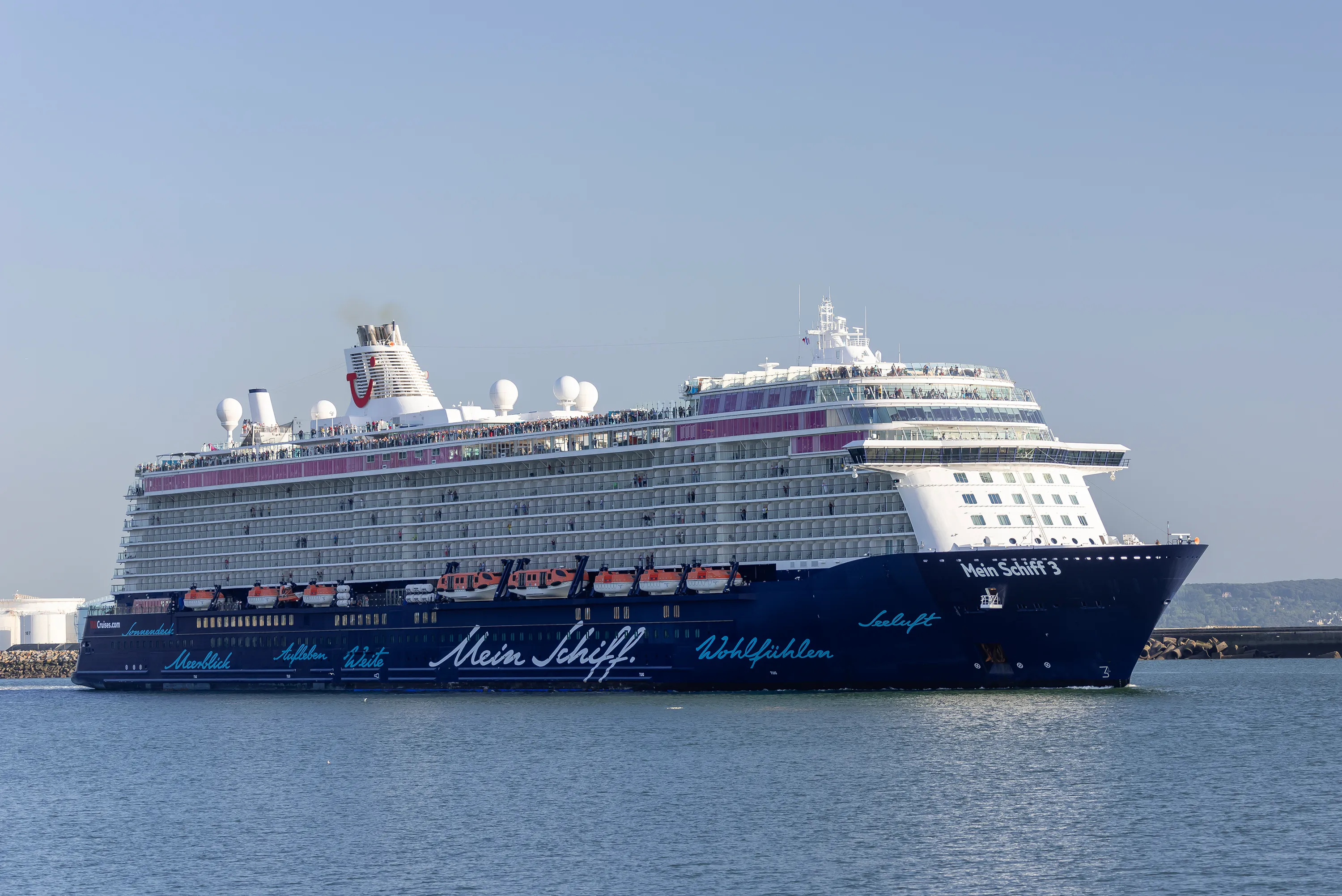 Mein Schiff 3 at sea