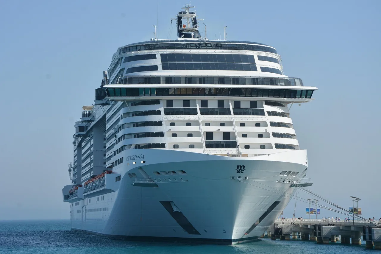 MSC Virtuosa at sea