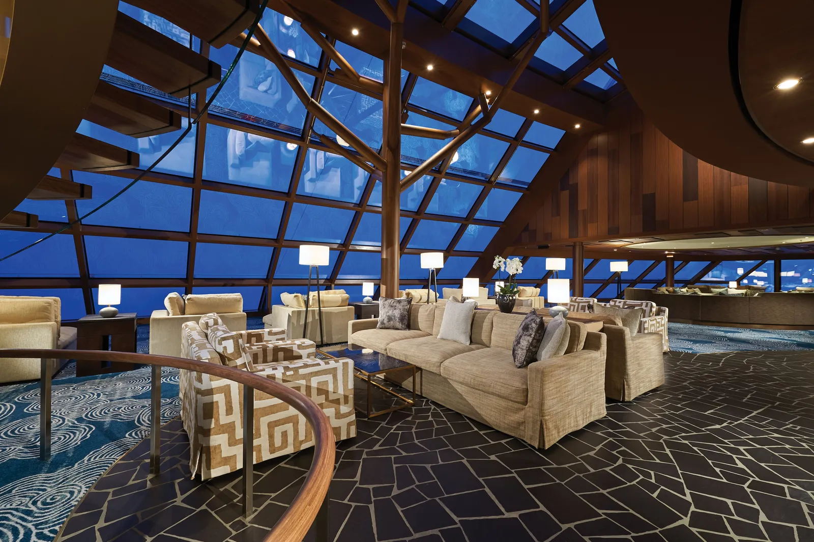 Horizon Lounge