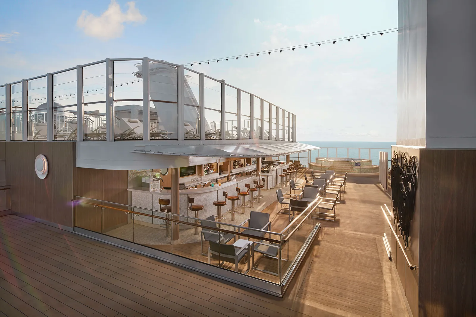 Norwegian Encore- Vibe Beach Club