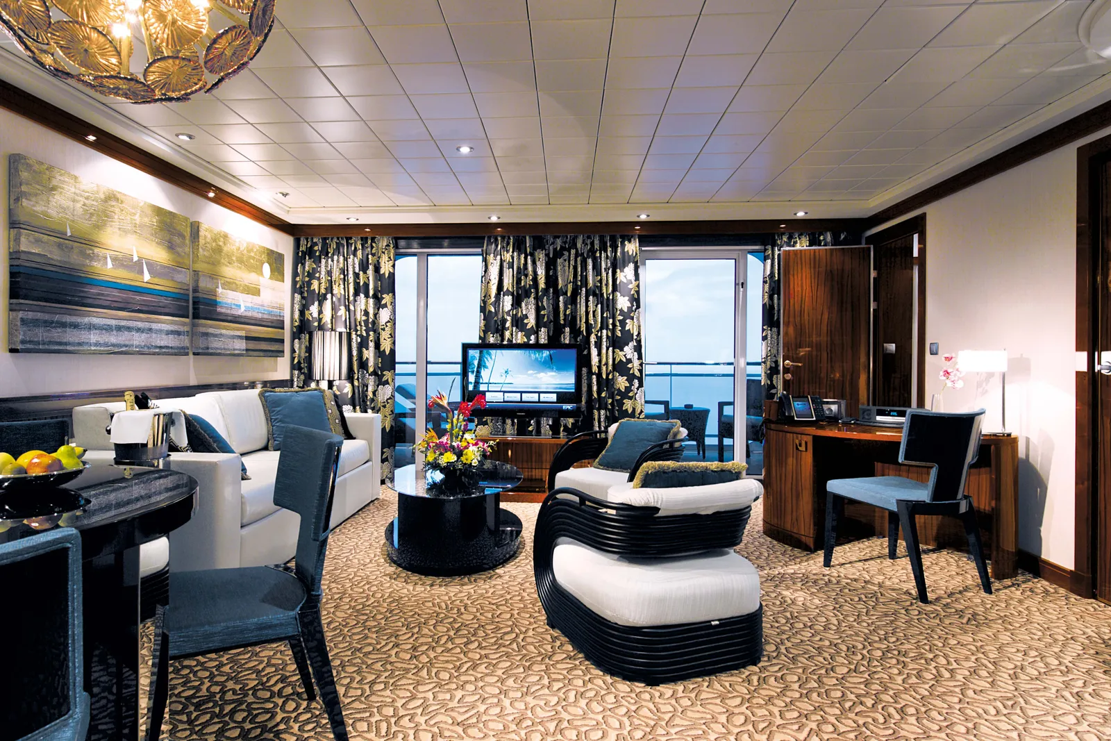 The Haven Deluxe Owner's Suite - Living Room
