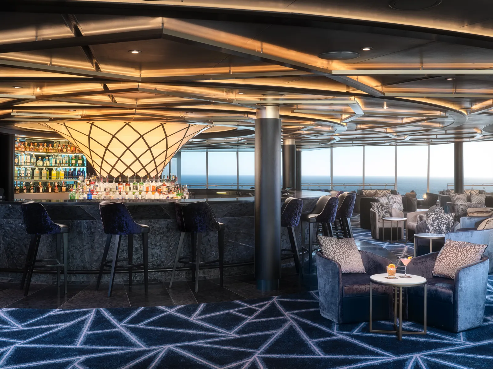 Spinnaker Lounge & Bar