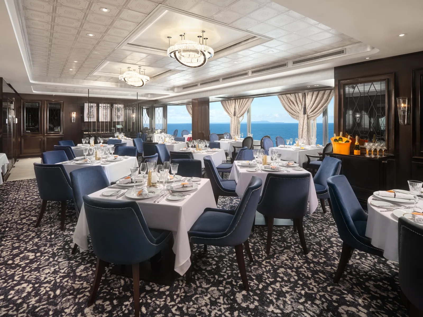 Le Bistro