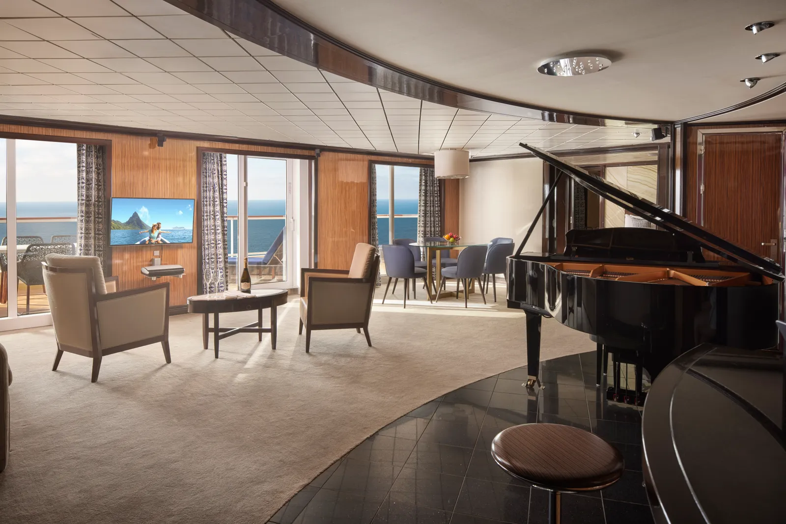 Pride of America - Deluxe Owner's Suite with Large Balcony Master Bedroom