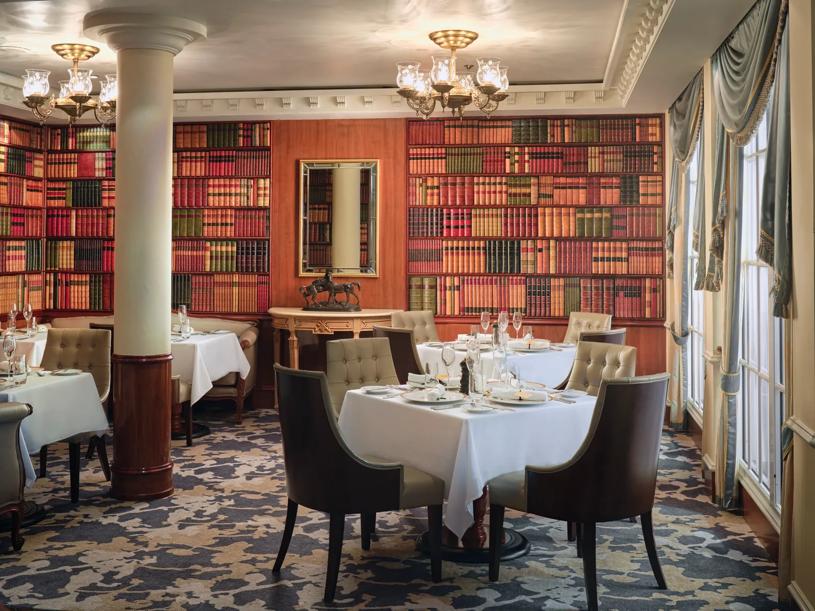 Pride of America - Jefferson's Bistro