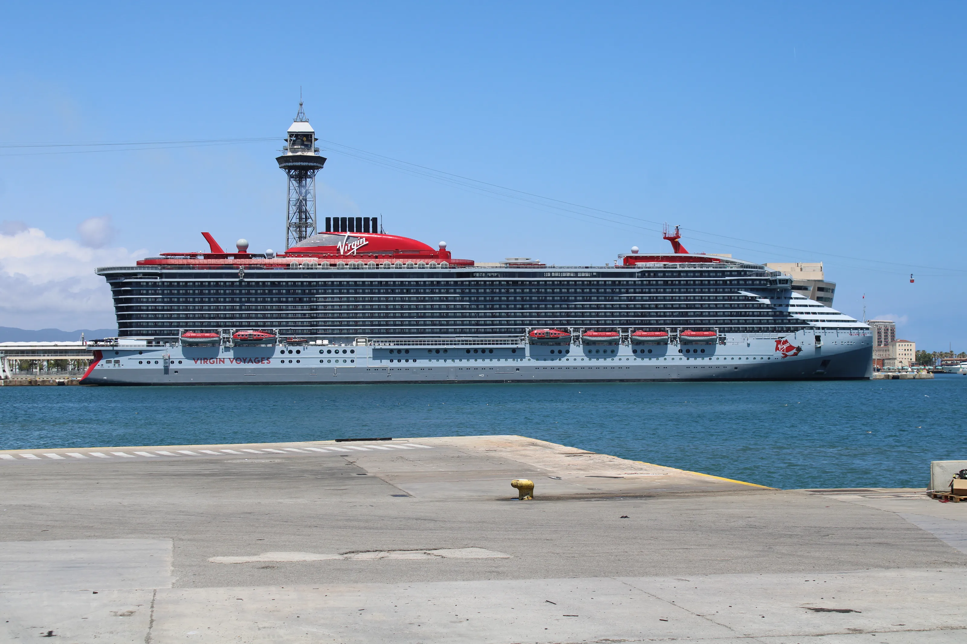 Valiant Lady at sea